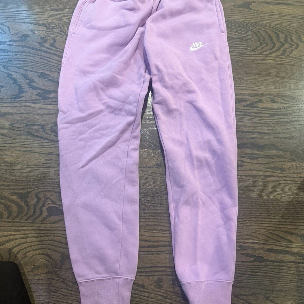 Nike Sportswear Club Fleece Jogger Pants Womens Small Purple Drawstring